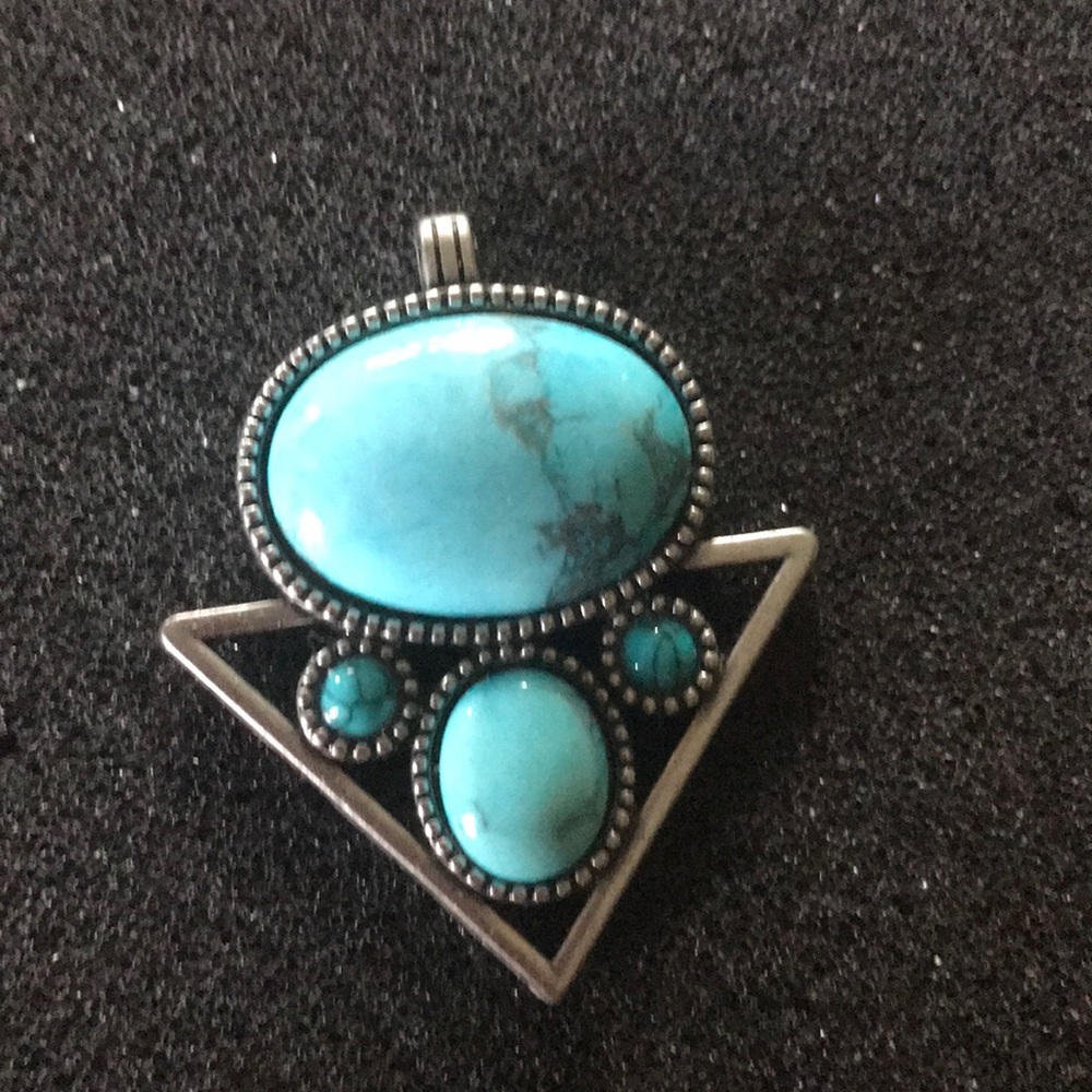 Lia Sophia pendant